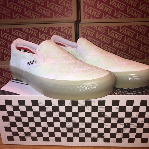 Vans Glow in the Dark! New in box! - Picture 7 of 12